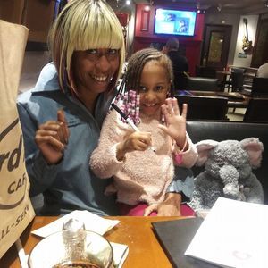 Meet your Posher, Dana